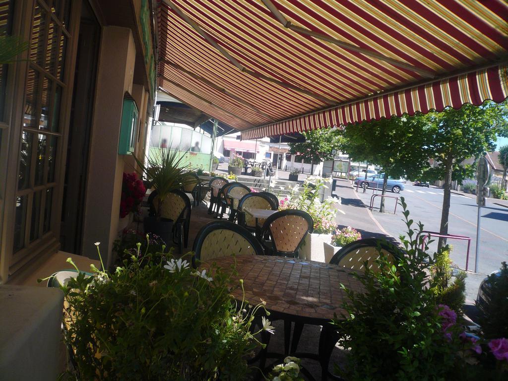 Lurcy-Lévis Auberge Bourbonnaise المظهر الخارجي الصورة